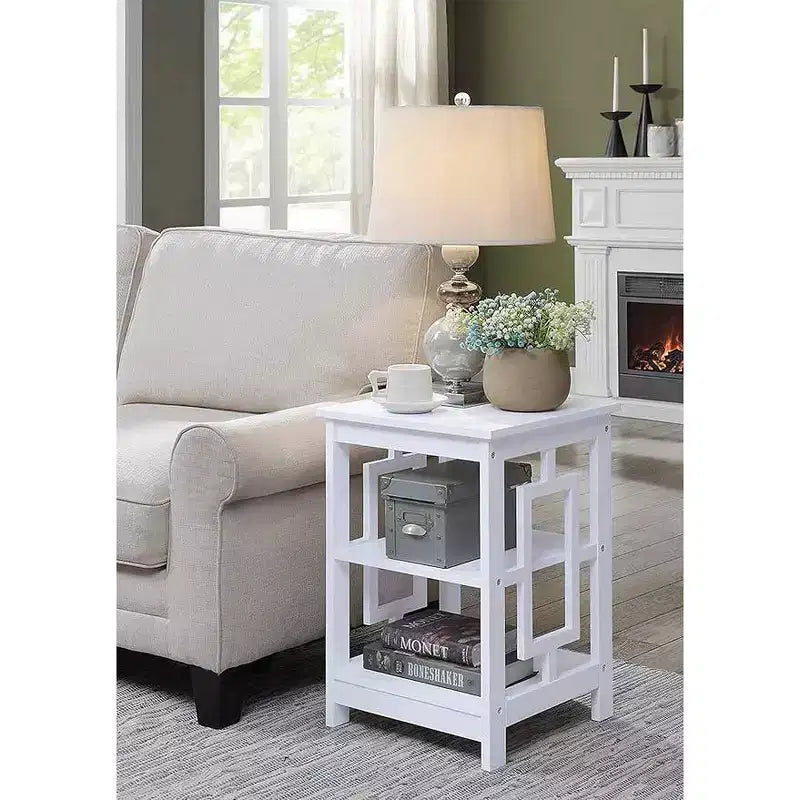 Table d'appoint carrée avec grande surface et deux étagères ouvertes, design de cadre symétrique, table d'appoint en MDF