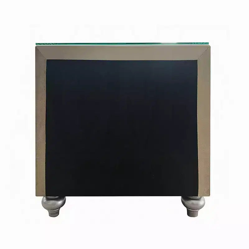 Table de chevet avec 2 tiroirs et plateau coulissant, bois 68,5 cm, velours beige