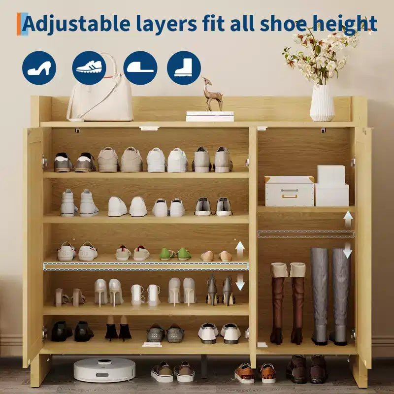 Meuble à chaussures en rotin, meuble de rangement en bois avec 3 portes et étagères réglables pour entrée, salon, couloir, chêne clair
